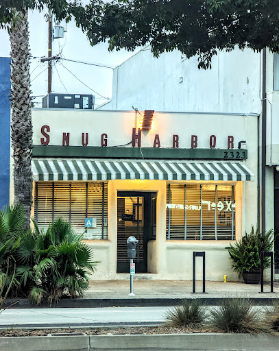 About Snug Harbor Restaurant