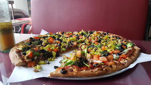Pizza photo of Reno's Pizzeria & Restaurant
