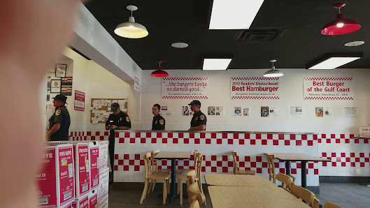 Videos photo of Five Guys