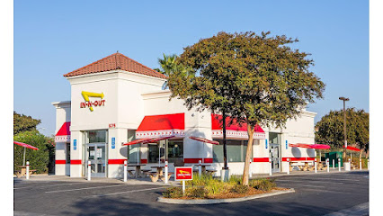 About In-N-Out Burger Restaurant