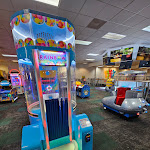 Pictures of Chuck E. Cheese taken by user