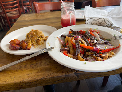 Lomo saltado photo of Havana Harry's