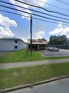 Street View & 360° photo of Huddle House