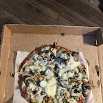 Pictures of Enzo's Pizza taken by user
