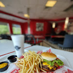 Pictures of Steak 'n Shake taken by user