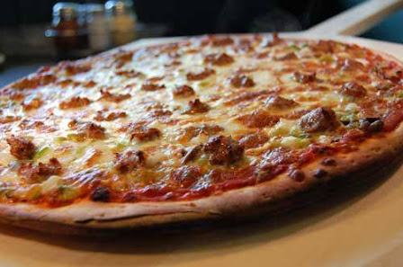 Pizza photo of Moretti's Ristorante & Pizzeria