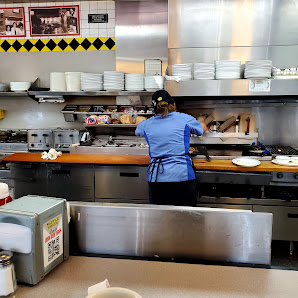 Vibe photo of Waffle House