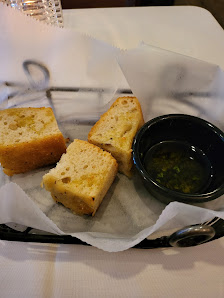 Garlic bread photo of Tresca