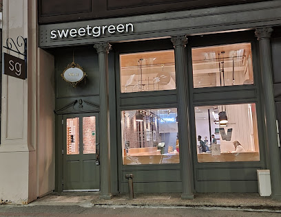 About sweetgreen Restaurant