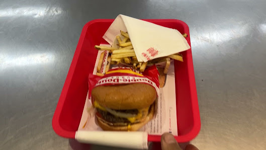 Take-out photo of In-N-Out Burger