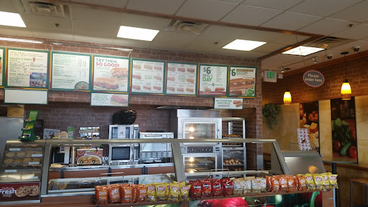 Vibe photo of Subway