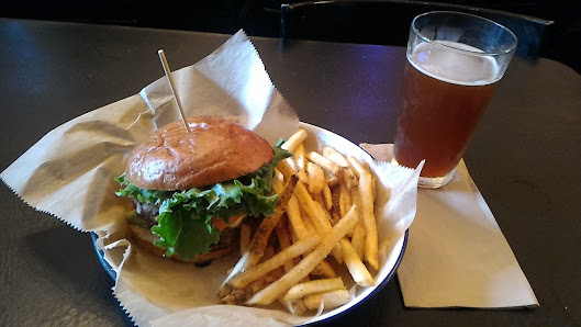 Chicken sandwich photo of Grand Trunk Pub