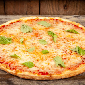 Pizza Margherita photo of Maola's Pizzeria & Restaurant