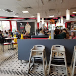 Pictures of Steak 'n Shake taken by user