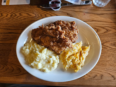 Latest photo of Cracker Barrel Old Country Store