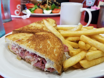 Patty melt photo of Friendly's