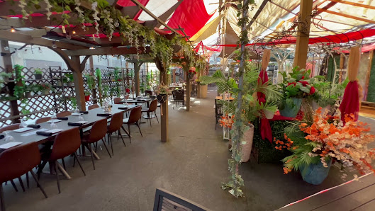 Vibe photo of Rustica Lounge Bar & Restaurant