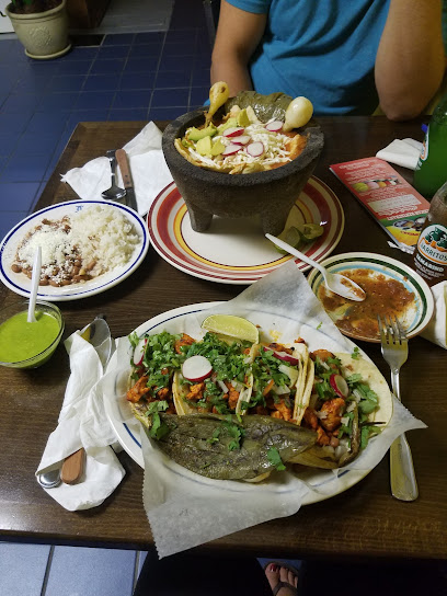 About El Molcajete Supremo Restaurant