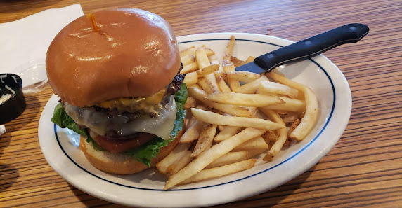 Cheeseburger photo of IHOP