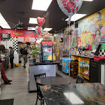 Pictures of La Vita's Pizzeria taken by user