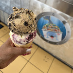 Pictures of Baskin-Robbins taken by user