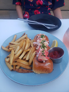 Lobster roll photo of Morty's Oyster Stand