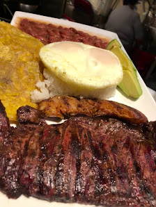 Bandeja paisa photo of Aqui Es Santa Fe