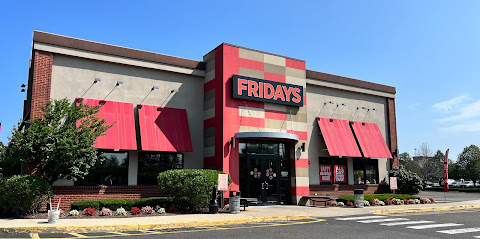 About TGI Fridays Restaurant