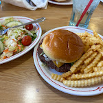 Pictures of Frisch's Big Boy taken by user