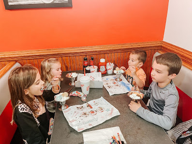 All photo of Friendly's