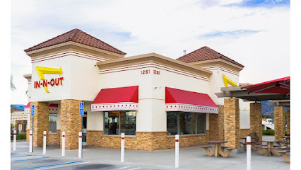 About In-N-Out Burger Restaurant