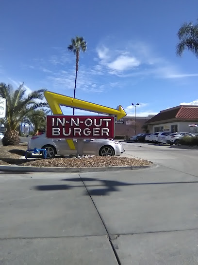 About In-N-Out Burger Restaurant