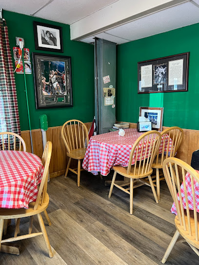 About Dee's Deli Restaurant