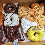 Pictures of The Donuttery taken by user