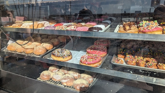 Vibe photo of Randy's Donuts