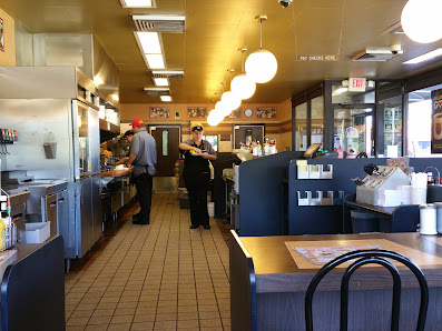 Vibe photo of Waffle House