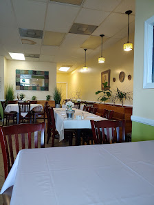 Vibe photo of Esso Mediterranean Bistro