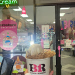 Pictures of Baskin-Robbins taken by user