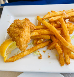Fish and chips photo of Louie Linguini's