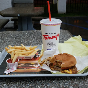 Take-out photo of Original Tommy's World Famous Hamburgers