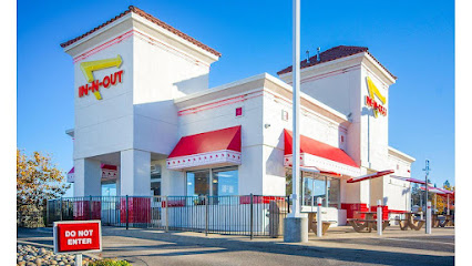 About In-N-Out Burger Restaurant