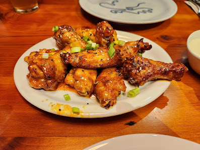 Chicken Wings photo of Moose's Tooth Pub & Pizzeria